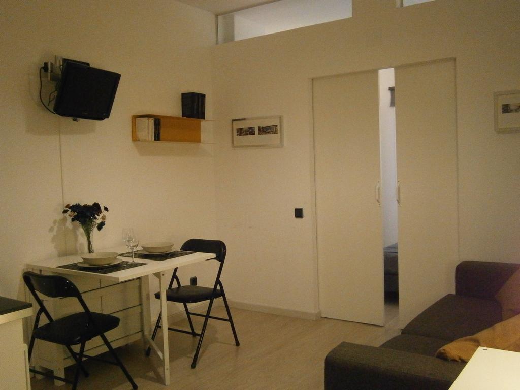 Marbel Apartments Barcelona Room photo