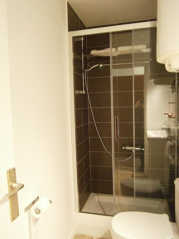 Marbel Apartments Barcelona Room photo