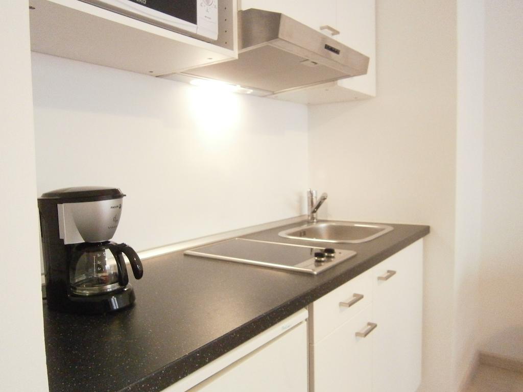 Marbel Apartments Barcelona Room photo