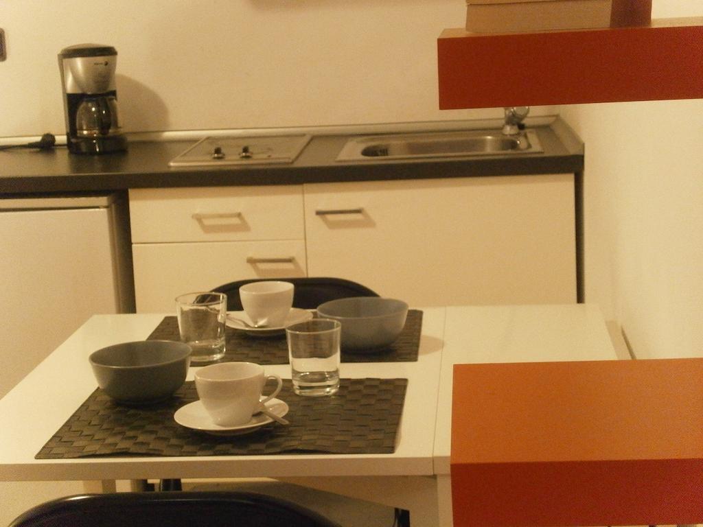 Marbel Apartments Barcelona Room photo