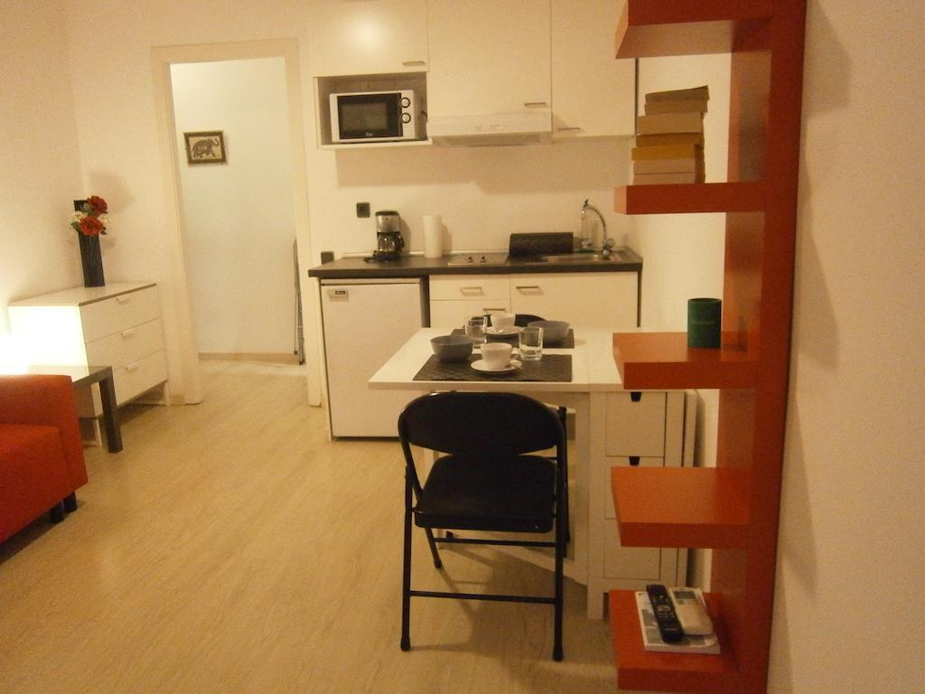 Marbel Apartments Barcelona Room photo